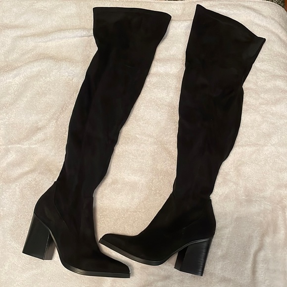 Knee high high heel boots - Picture 1 of 2